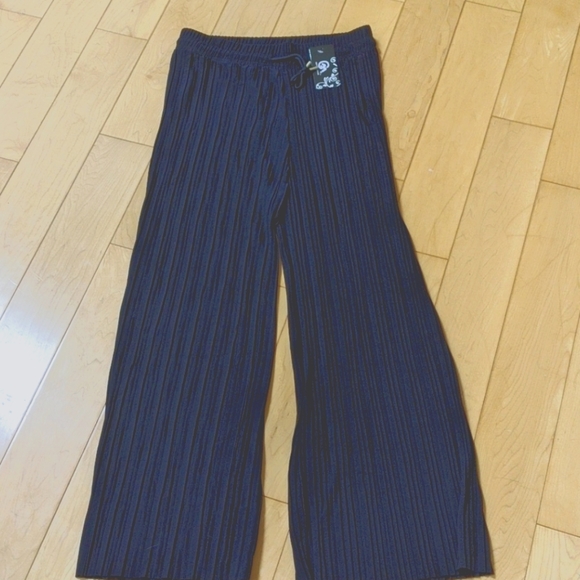 Palazzo pants - Picture 1 of 2